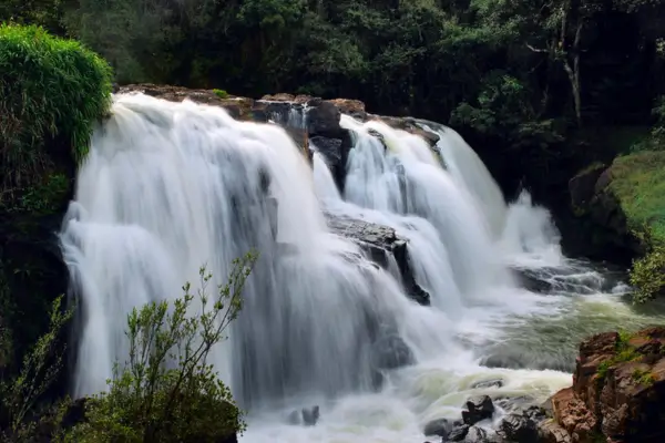 O que fazer em Poços de Caldas - Cachoeira Véu das Noivas